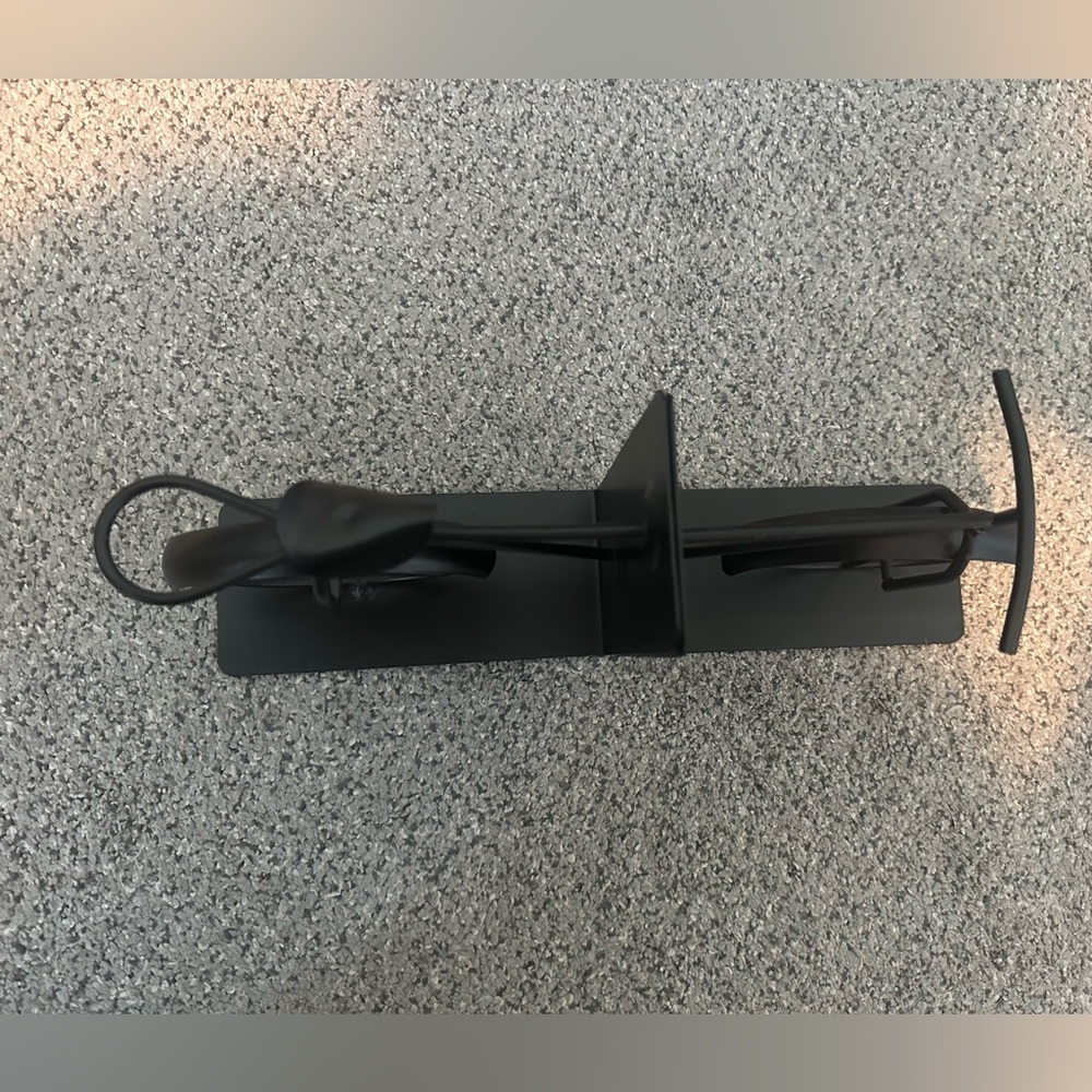 Bicycle rod iron book-ends. Perfect condition. - Picture 3 of 3